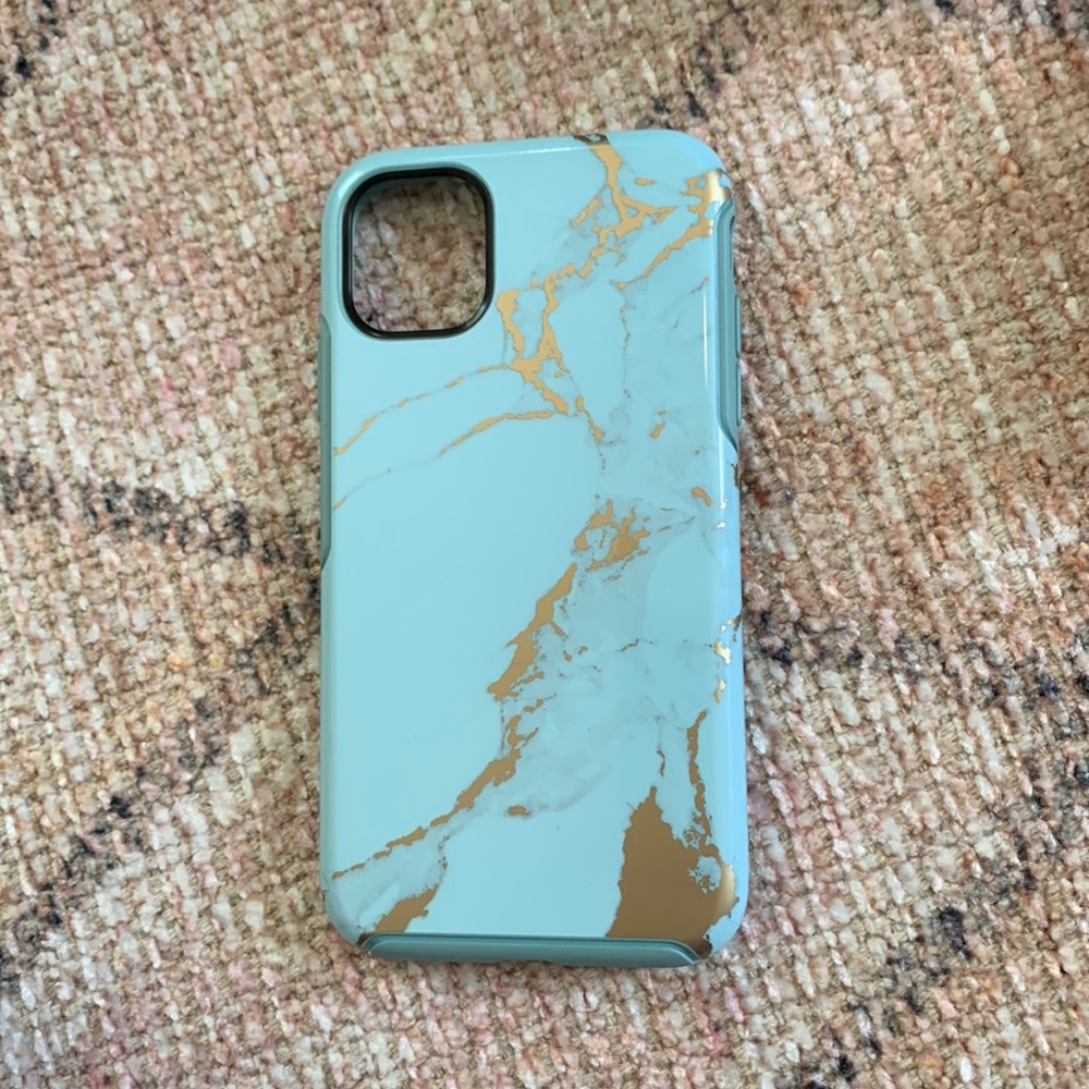 Brand new otterbox iPhone case